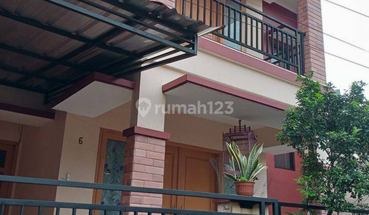 Termurah Rumah Cantik di Tebet Harga di bawah Pasar 2