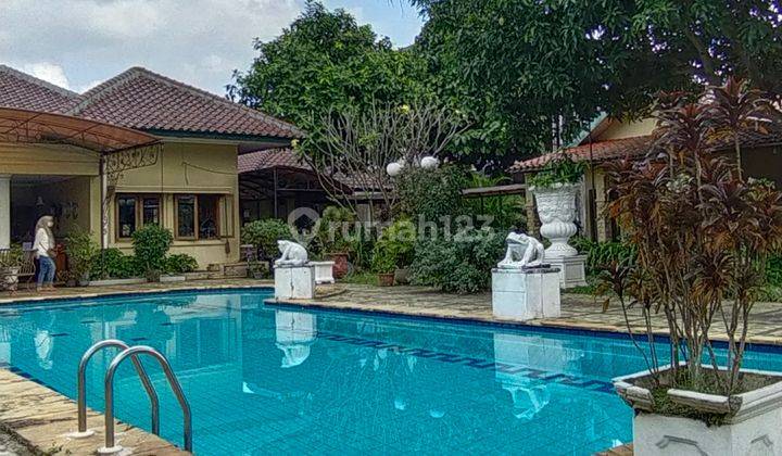 Jatisampurna Rumah Ada Private Pool terdiri dari 3rumah Utama 35M 1