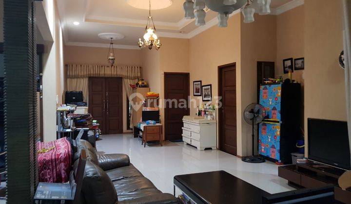 Rumah dijual Cepat Bintaro Semi Furnished 2