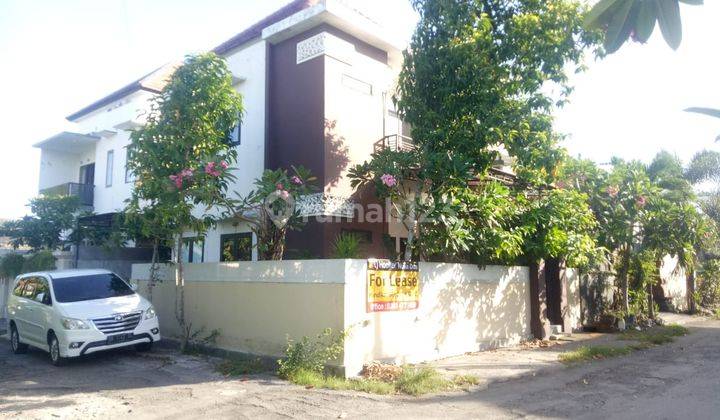 Disewakan Rumah Nyaman 2 Lantai Lokasi Strategis di Denpasar Timur 1