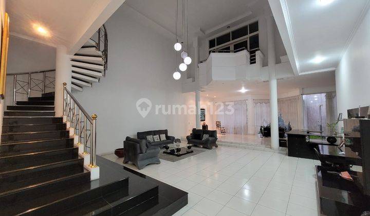 Rumah Lux Ciumbuleuit Mainroad Bangunan Bagus 2