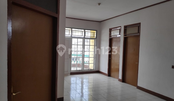Dijual Rumah 2 Lantai Bagus di Taman Kopo Indah Bandung