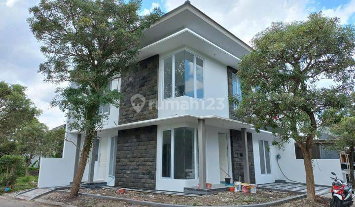 Dijual Rumah Siap Huni Lokasi Strategis di Bukit Palma, Pakal Surabaya 1