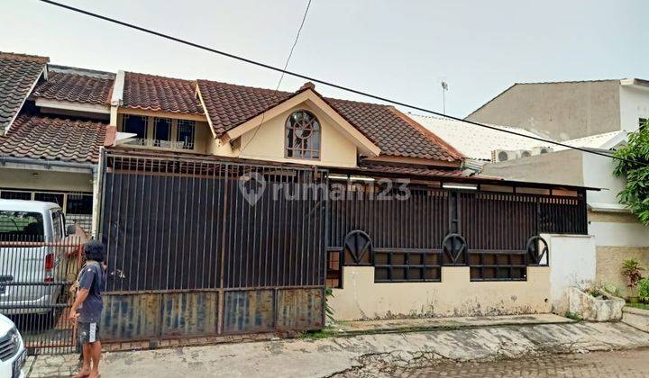 Rumah 1 Lantai Hadap Selatan di Villa Melati Mas 2