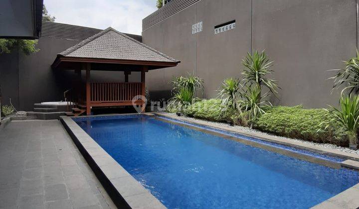 Rumah Lux Sayap Ciumbuleuit 1