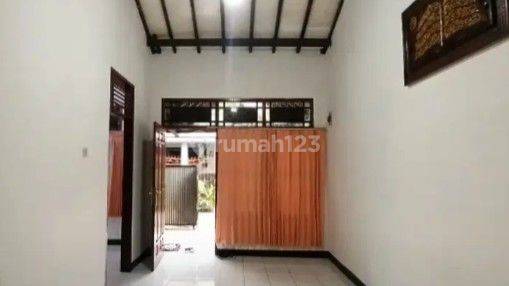 Disewakan Rumah Siap Huni Cocok Untuk Tinggal Keluarga Mahasiswa Mess Pegawai Dekat Polban Maranatha Di Sarijadi Bandung 2