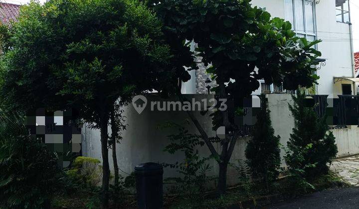 Rumah hoek minimalis siap huni 2 lantai Melati Mas 1