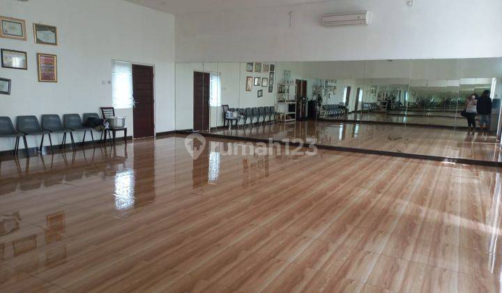 Rumah siap huni cocok untuk kantor, salon kecantikan ataupun homestay ,dan kost2 an 2