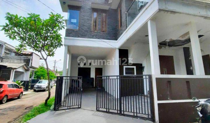 Dijual rumah mewah harga murah masih di kawasa elit Rumah Nusa Loka BSD City 1