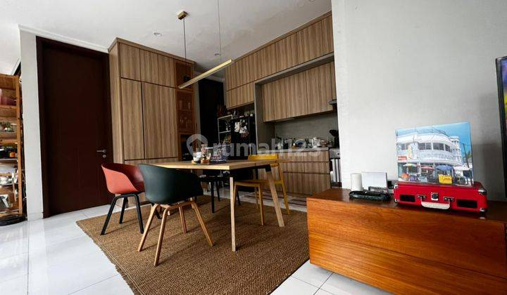 rumah  bagus lokasi strategis di discovery bintaro sektor 9
  1