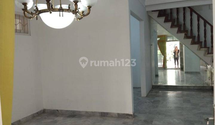 Rumah Tebet Akses Jalan Dua Mobil 2