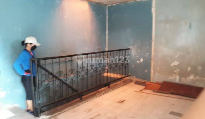 Dijual Rumah di Tanah Seral Jembatan Besi 1