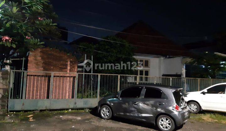 Rumah Sertifikat Hak Milik di Jl Sumbawa, Surabaya 1