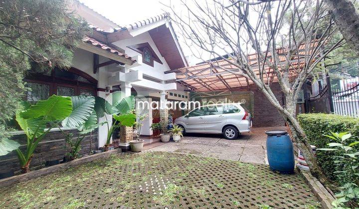 Rumah sangat Hommy, 2 lantai, taman belakang luas, Sayap Dago dkt ITB 1