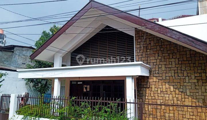 Rumah Lama hitung tanah lokasi bagus di Cempaka putih 2