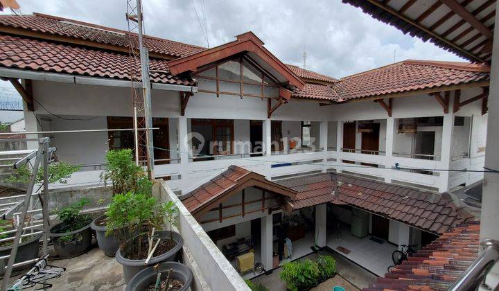 Rumah Mewah Dijual Dkt Tugu Jogja.NEGO SAMPAI DEAL  !! 2