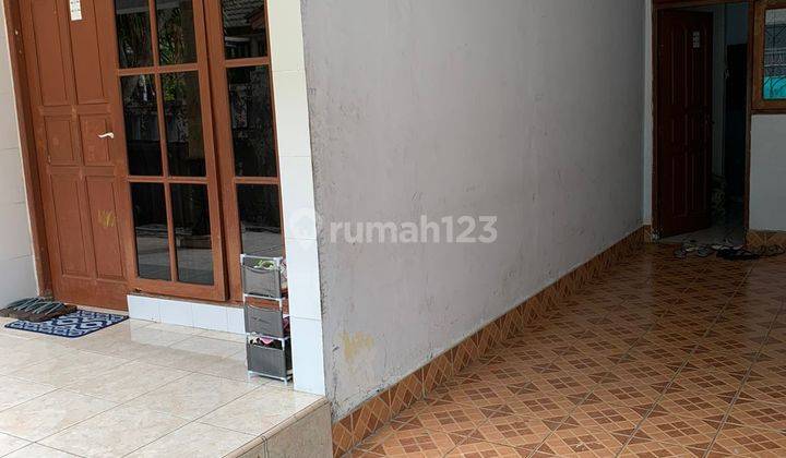 Dijual Rumah di Komplek Taman Mangu 2