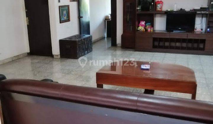 Jual rumah luas nyaman asri murah lokasi cipedes bandung 1