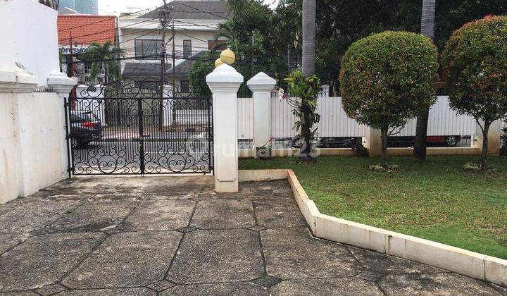 Rumah mewah pool di Menteng lokasi super strategis Jakpus 2