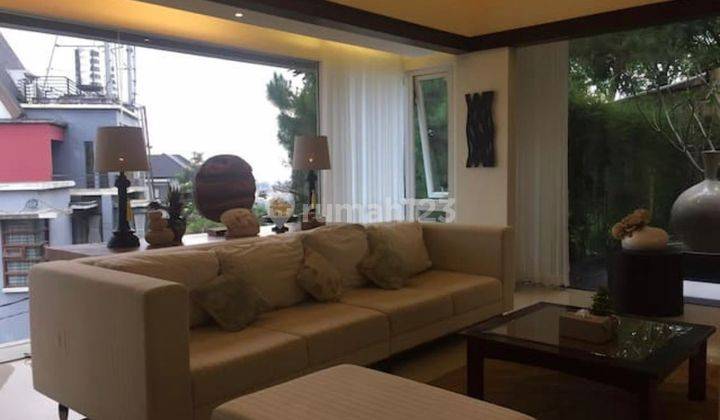 RUMAH TINGGAL EKS ARTIS AWILIGAR PEMANDANGAN BANDUNG TURUN HARGA 1