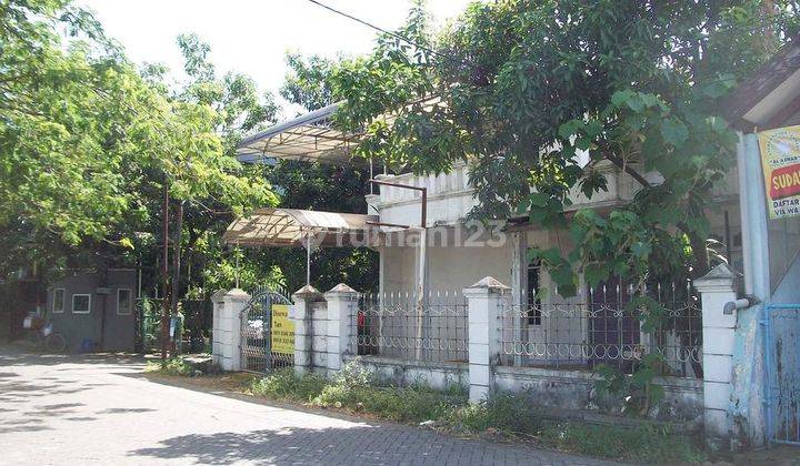 Rumah di Griya Kebraon Selatan, Hook/Pojokan, Row Jalan Lebar, Strategis -TAN- 2