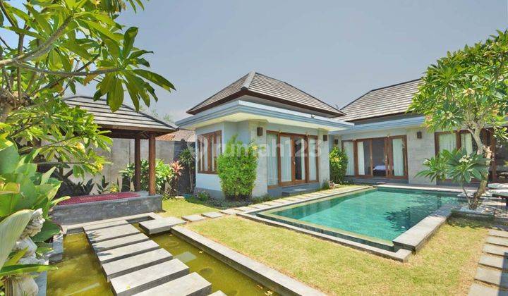 Luxury Villa modern minimalis di jln pantai berawa canggu,3 bedrooms 1