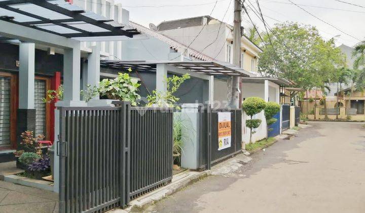 Rumah Cantik Dalam Cluster Bebas Banjir Lokasi Strategis 1