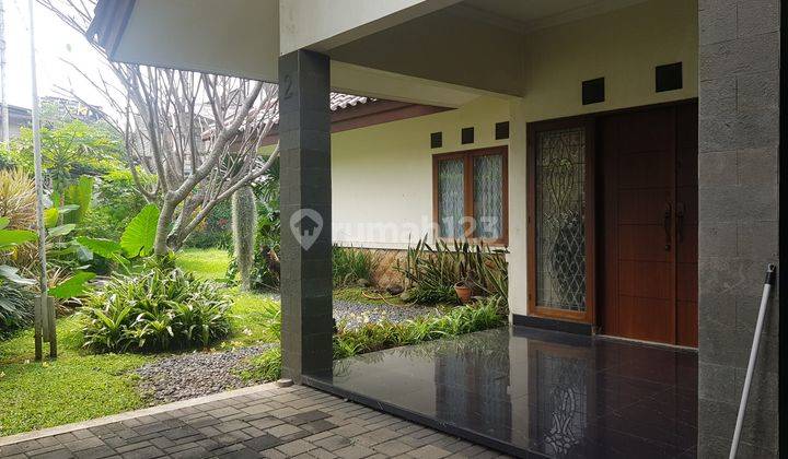 Dijual Rumah Lux di Tubagus Ismail Bandung Kota 1