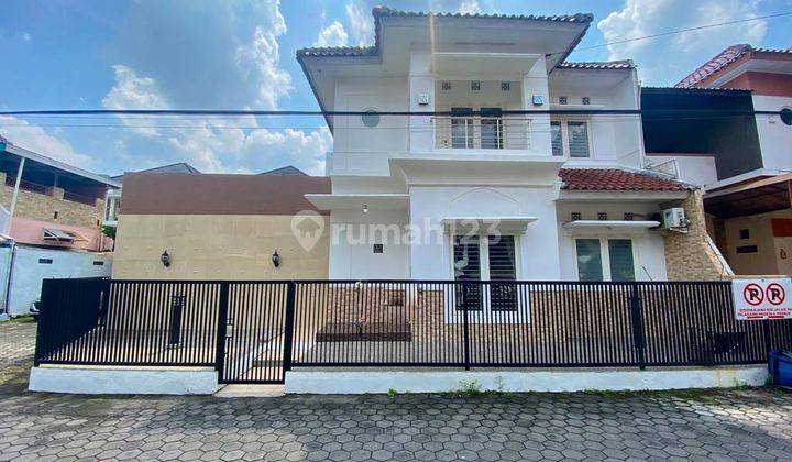 RUMAH DALAM PERUMAHAN ELITE DI JL PALAGAN KM 7 1