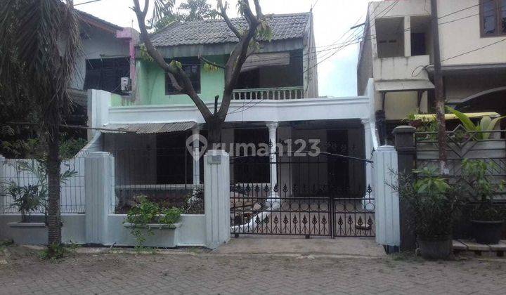 Rumah Strategis ditengah Kota Bekasi Perum Bumi Bekasi Baru Utara
Jl. Borobudur Pengasinan Rawalumbu Bekasi Kota 1