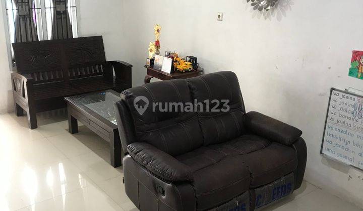 Rumah minimalsi 2 lantai di Pamulang dgn harga dibawah pasaran dan bisa KPR 2