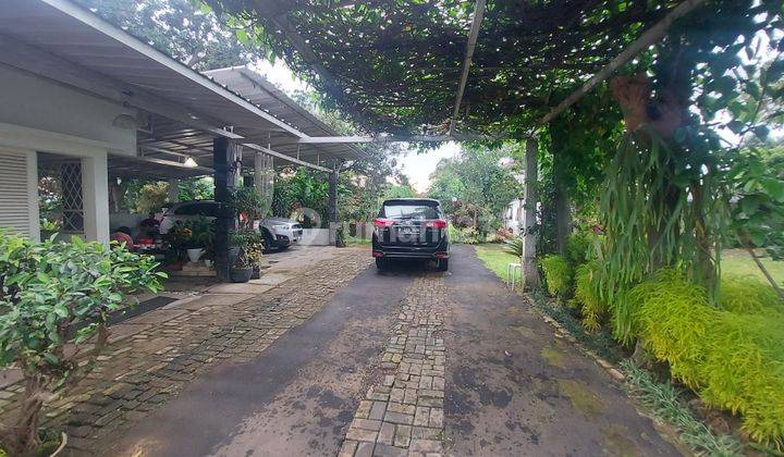 Rumah Sejuk staycation tiap hari view gunung dan taman luas 2