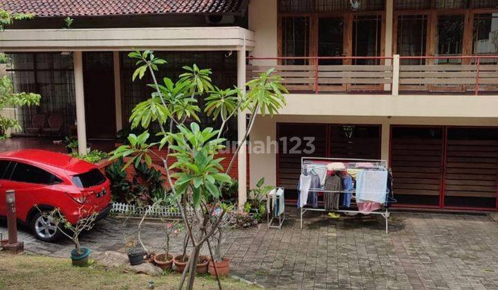 Dijual Rumah Bagus Style Tropis Jangli Semarang 1