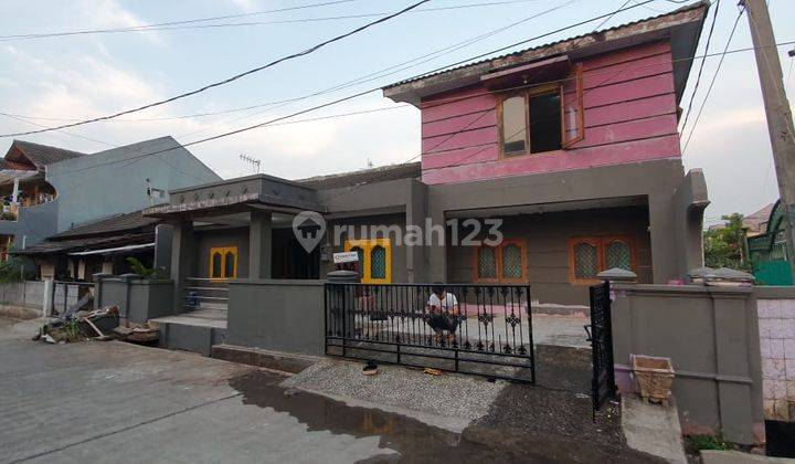 Rumah di komplek PAM Jatikramat Bekasi  1