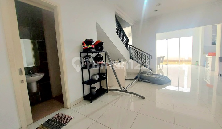 For sale 2-story house in The Spring Gading Serpong. 2