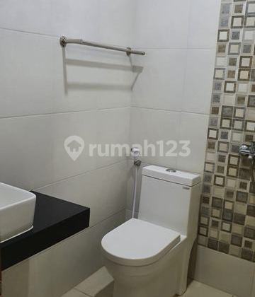 harga bagus rumah dijadikan hotel di anggrek loka bsd city ada 24 kamar 2