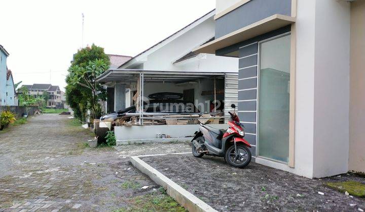 Rumah minimalis di Jl Palagan km9 2