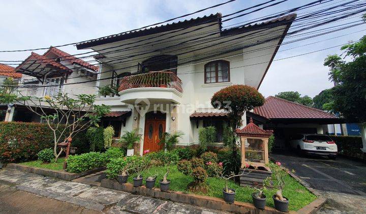 Dijual Rumah Cantik Mediterranean row jalan 3 mobil didalam cluster Pejaten Jakarta Selatan 1