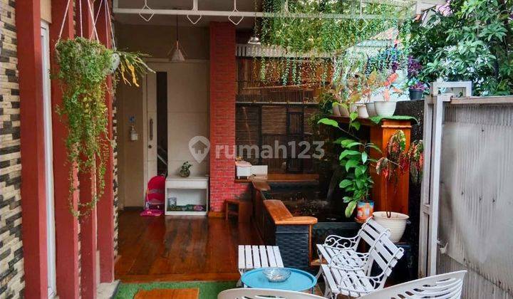 Dijual Rumah Strategis Daerah Jagakarsa Rp. 2.4 M Nego 2