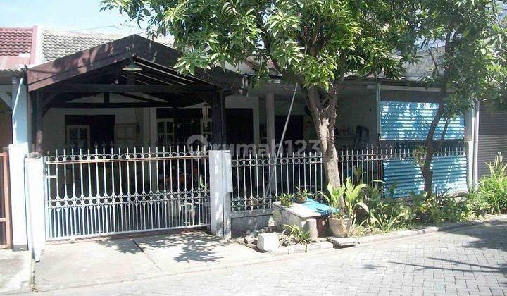 Rumah di Kutisari Indah Utara, Bagus + Terawat, Row Jalan Lebar, Siap Huni 1