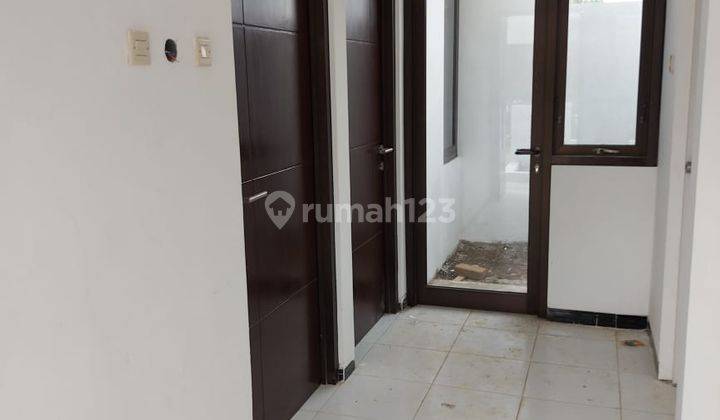 Rumah villa bukit tidar strategis di kawasan elite di kota malang 2