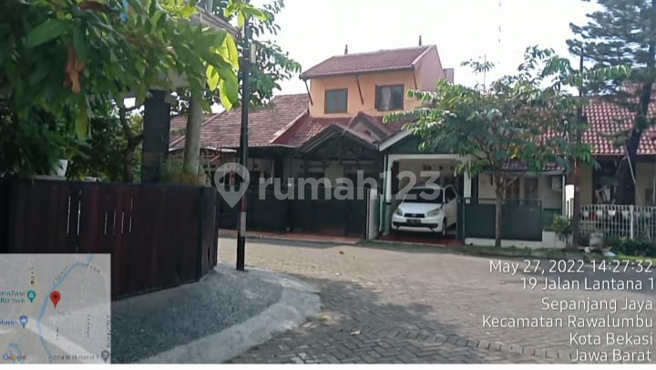 House in Elite Compound