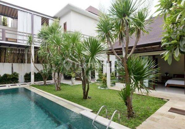 LUXURY VILLA FOR SALE NEAR MERTASARI BEACH 1