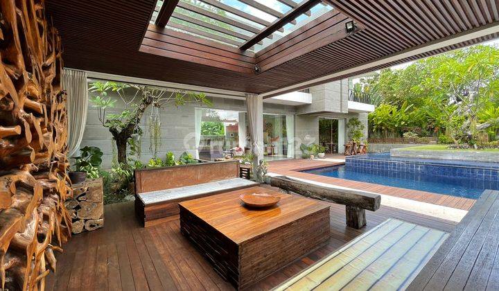 MODERN VILLA NEAR SEMINYAK BEACH 1