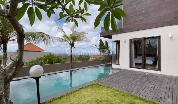 VILLA WITH AIRPORT AND OCEAN VIEW IN UNGASAN 1