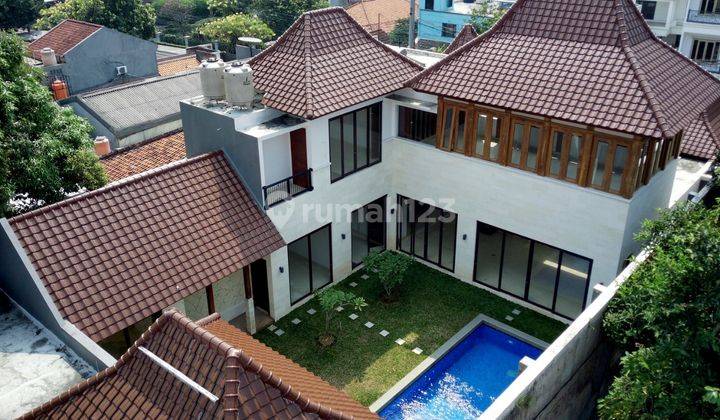 Rumah 2 Lt. Di Pejaten Jakarta Selatan Siap Huni 1