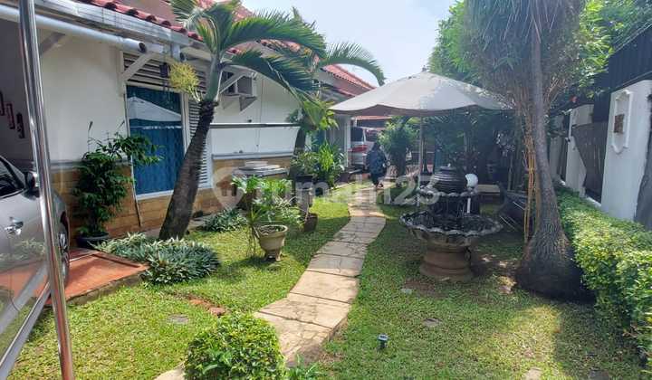 Classic House, Land Area 574 M2 Location Steps Away to SMA N 47, Tanah Kusir, South Jakarta 2
