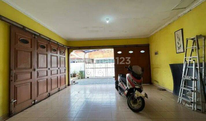 RUMAH BAGUS 2 Lt LINGKUNGAN NYAMAN 2