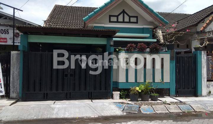 Rumah Cantik Harga Menarik Di Wage - Taman Sidoarjo 1