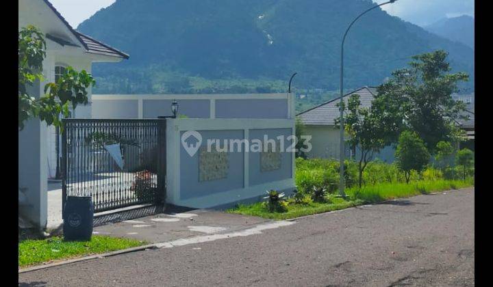 Rumah mewah view gunung 1